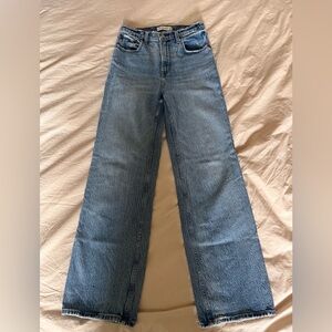 Abercrombie 90s Relaxed Jean
